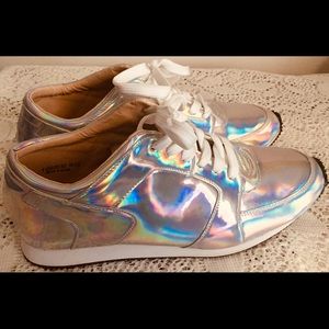 Hot Topics Women Sneakers Size 10